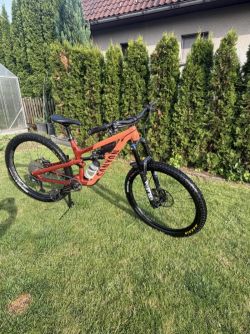 Canyon Spectral vel. M na Xt