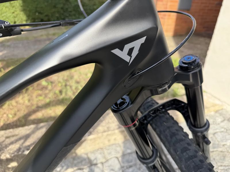 YT Industries Izzo Core 3