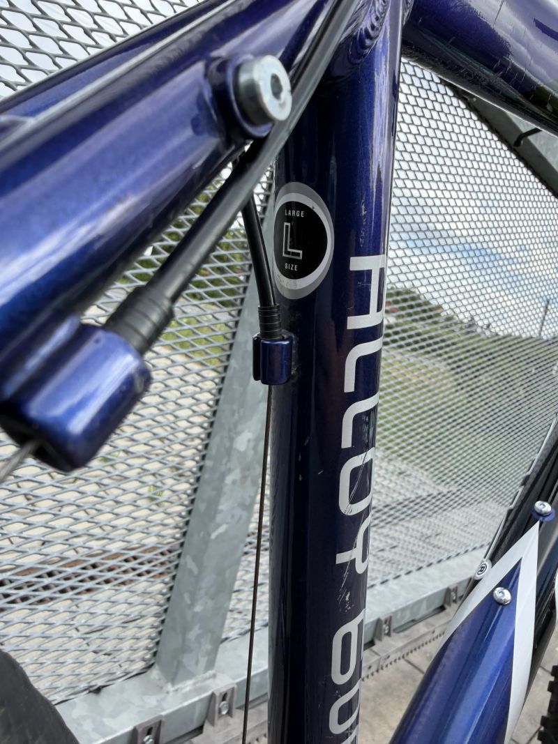 Apache Tuwatawa 26" ( PC: 13.990kč ) Shimano Deore