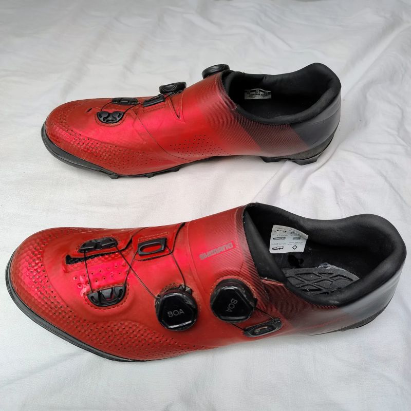 MTB tretry Shimano xc702 red vel. 45