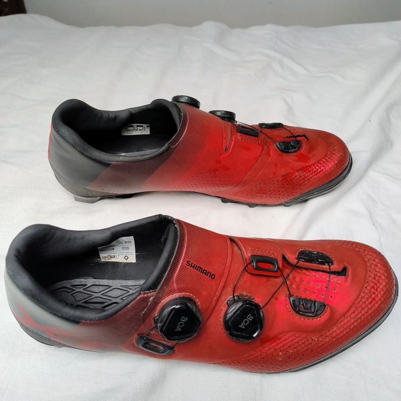 MTB tretry Shimano xc702 red vel. 45