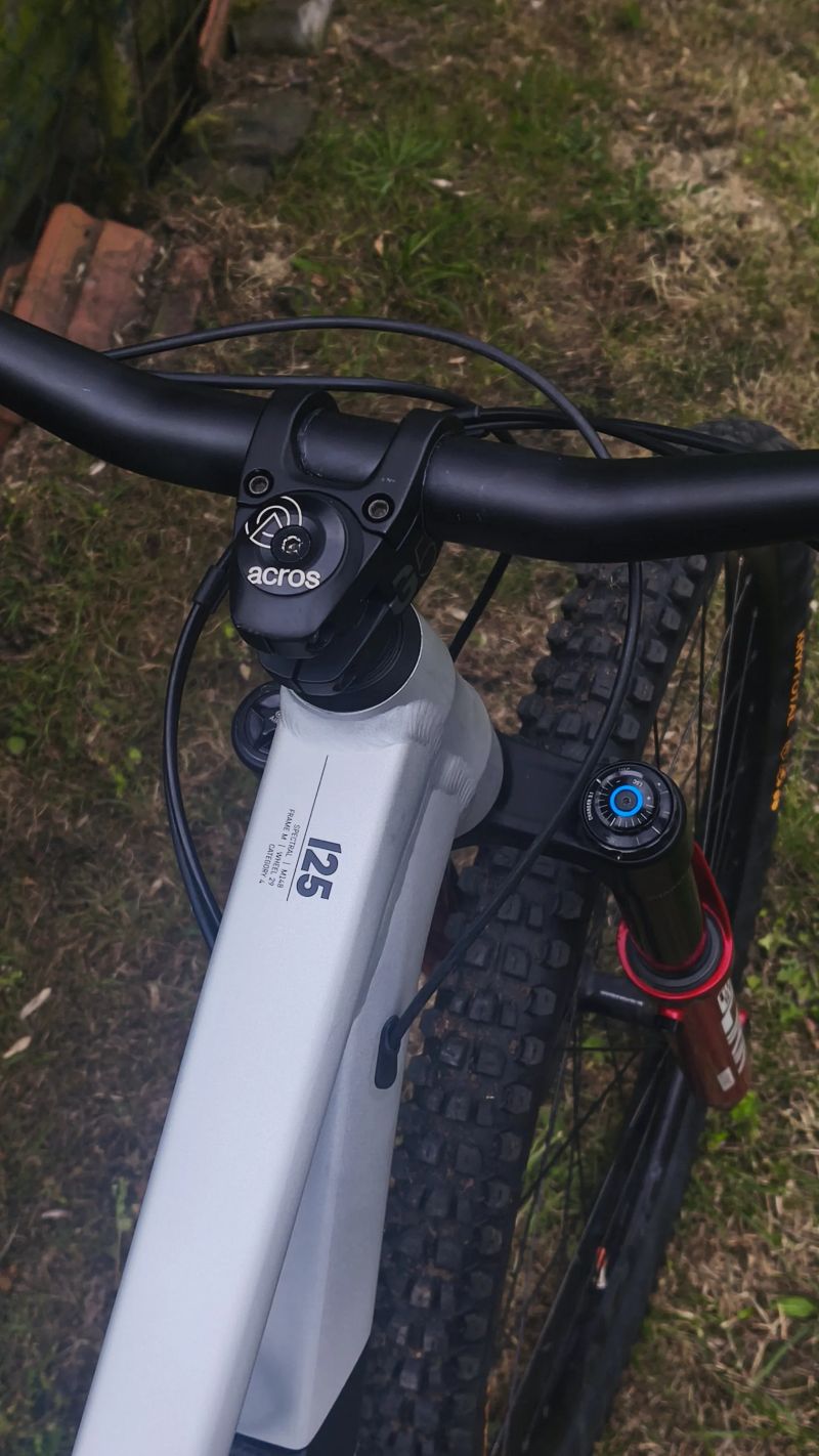 Canyon Spectral 125 al 5 custom TOP STAV