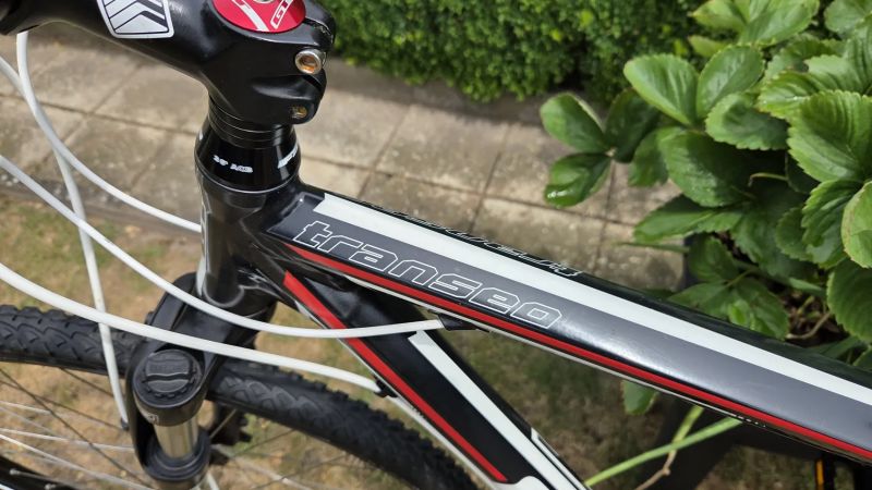 Trekové kolo GT Transeo 3.0 disc rám L 170-187cm minimálně použité.