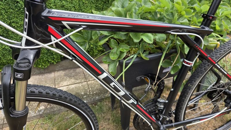Trekové kolo GT Transeo 3.0 disc rám L 170-187cm minimálně použité.