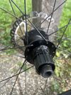 Zapletená kola Giant PR-2 s plášti Giant Gavia