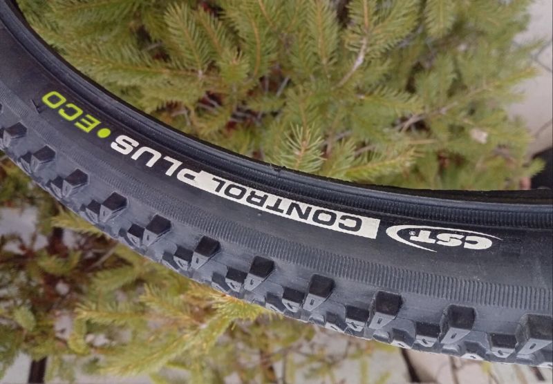 Plášť CST 700x42 (44-622) CONTROL PLUS ECO 2 kusy