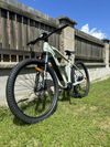 LETNÍ VÝPRODEJ: Nové elektrokolo 29” se středovým motorem – skladem