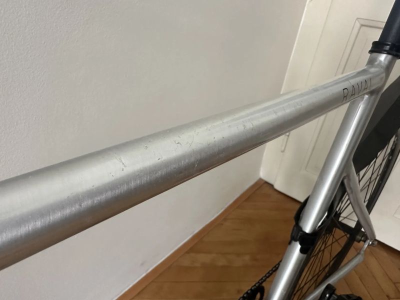 SantaFixie Raval 54cm