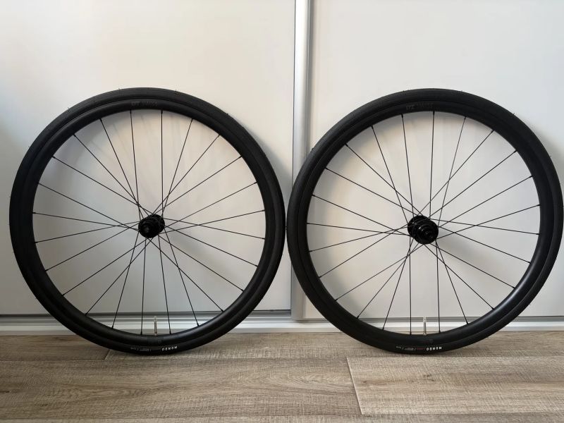 DT Swiss G540 + S-Works Mondo 2BR, 700x32c
