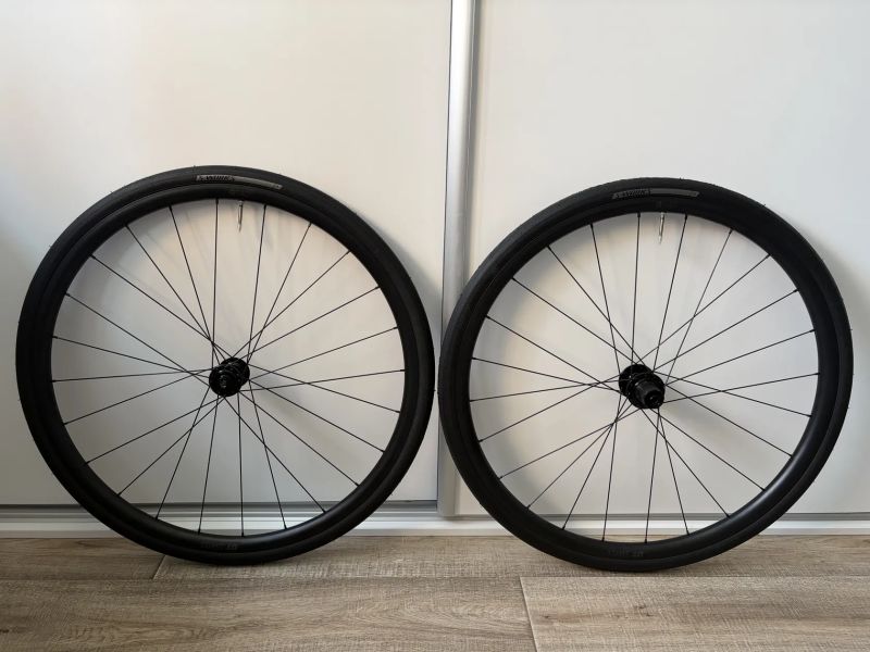 DT Swiss G540 + S-Works Mondo 2BR, 700x32c