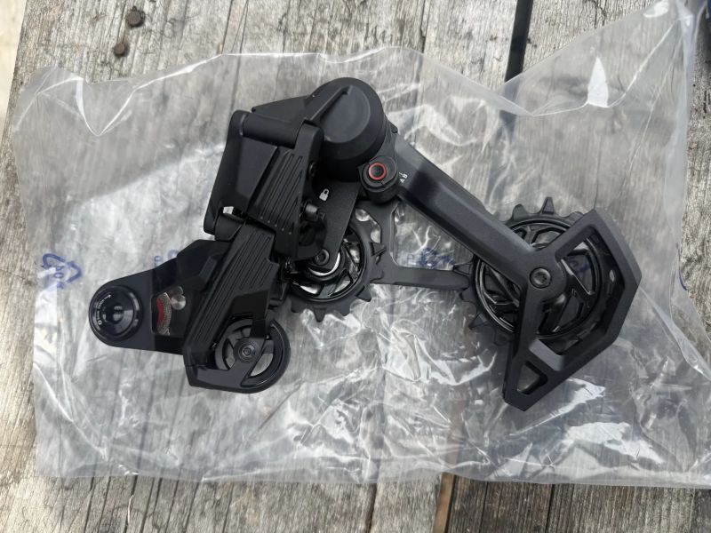 Přehazovačka SRAM Eagle 70 T-type nova