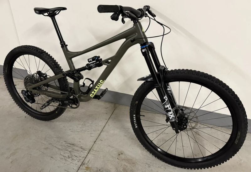 Specialized Status