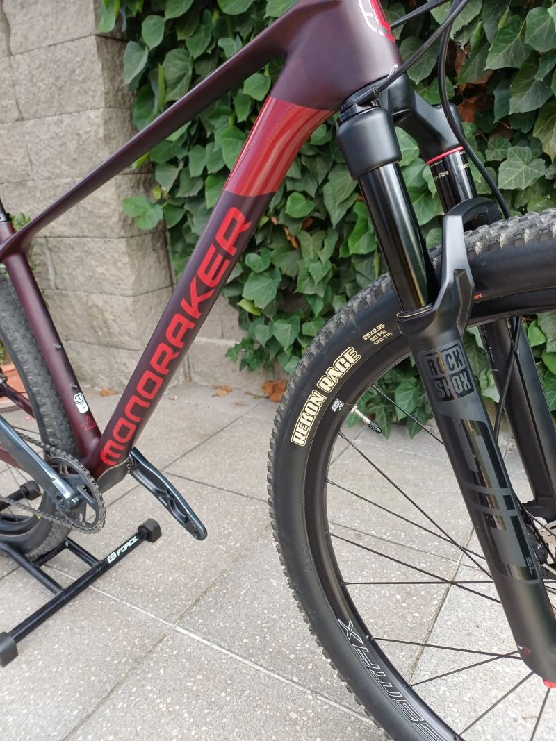 Mondraker Podium Carbon - lehké a rychlé XC kolo ve výborném stavu