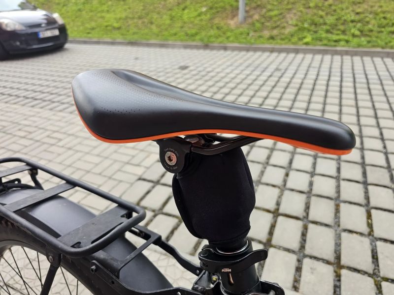 KTM Macina team 292
