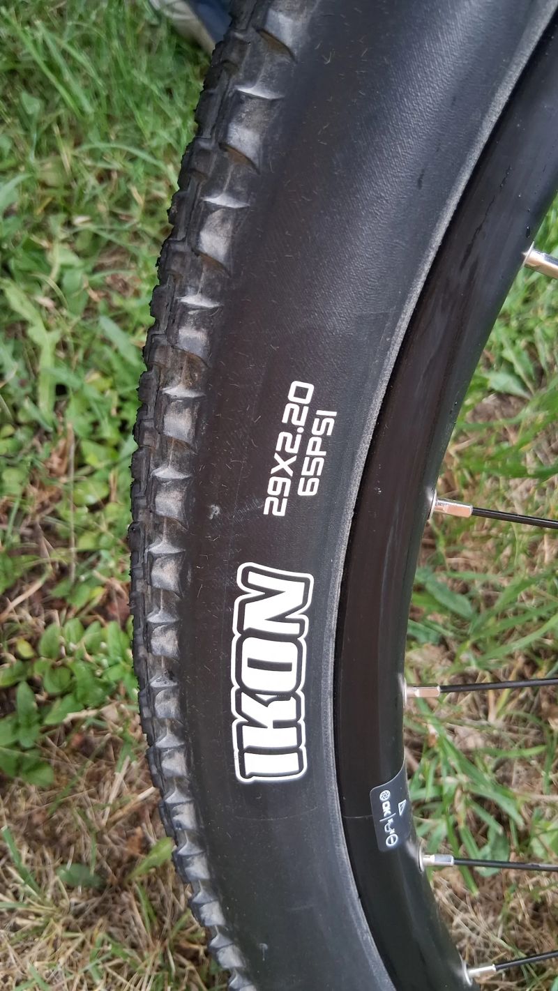 2 x Maxxis Ikon 29x2.20 