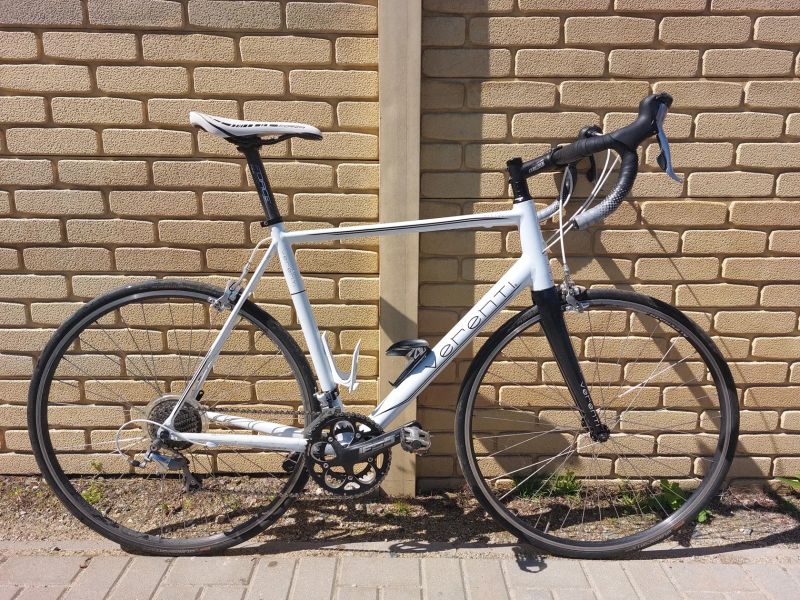 Silniční kolo Verenti Belief (Shimano Tiagra 2x10)