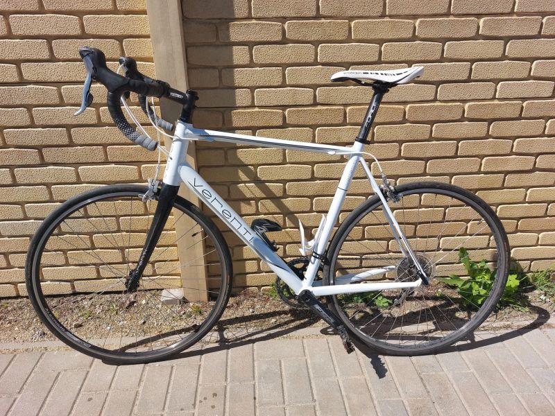 Silniční kolo Verenti Belief (Shimano Tiagra 2x10)