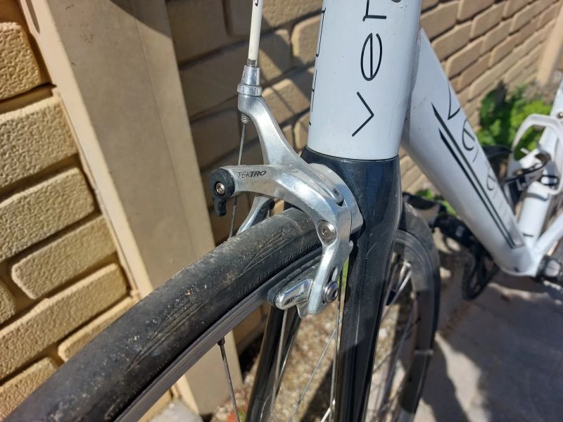 Silniční kolo Verenti Belief (Shimano Tiagra 2x10)