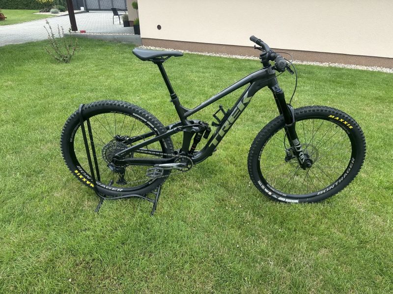 Trek Slash 8