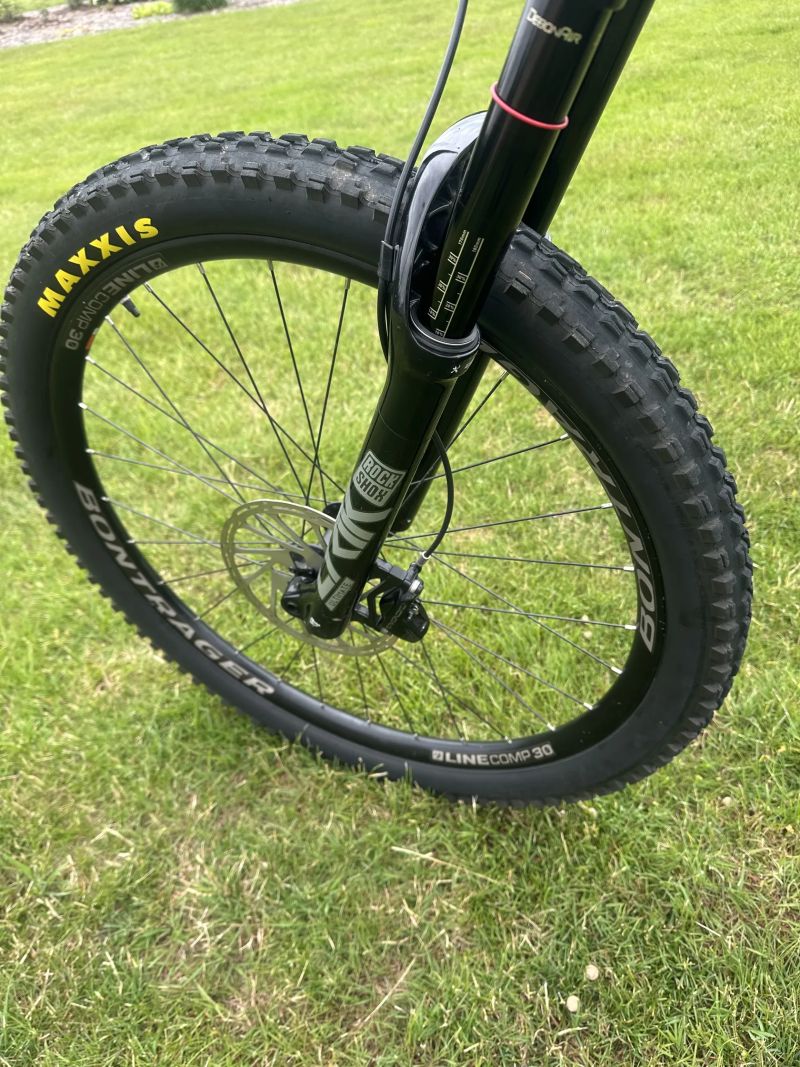 Trek Slash 8