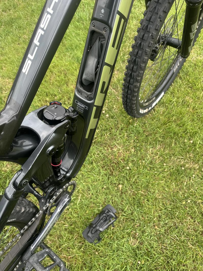 Trek Slash 8