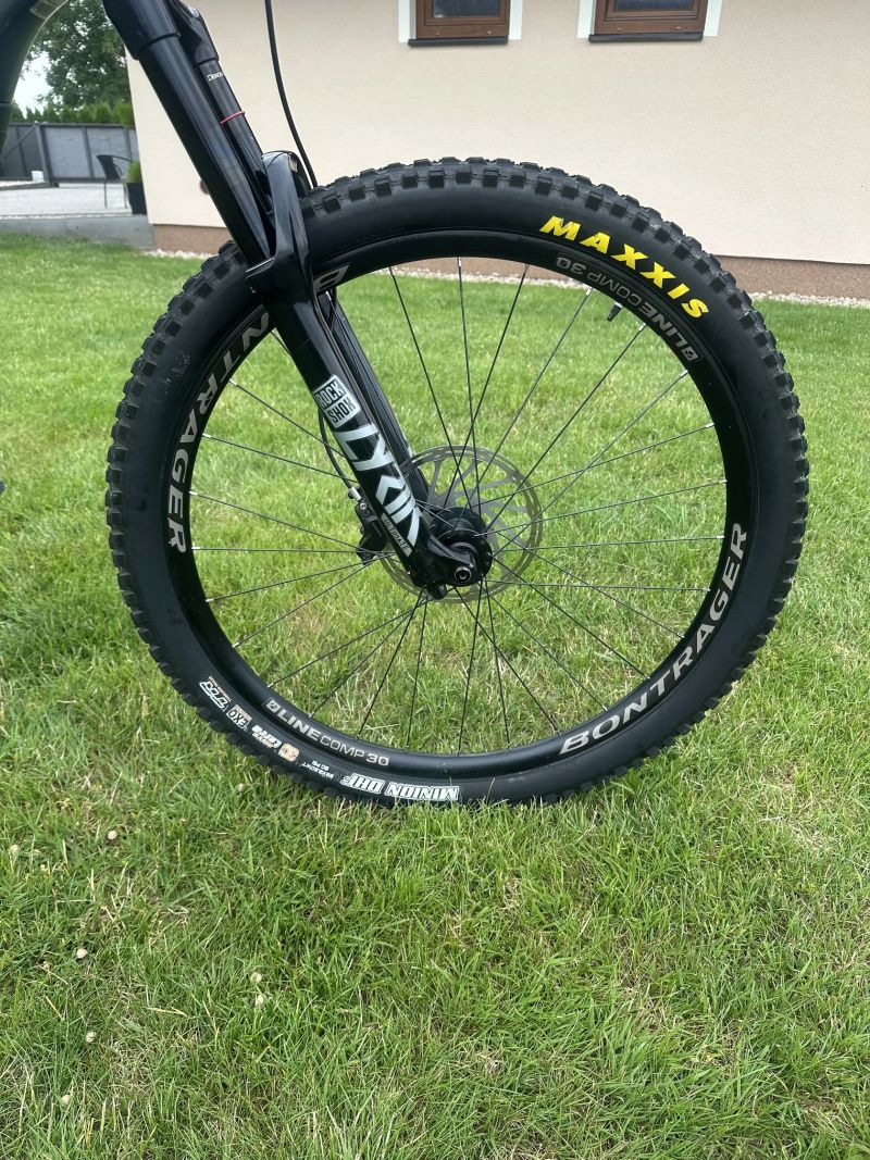 Trek Slash 8