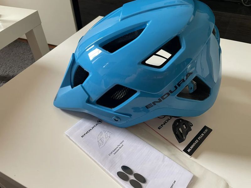 Helma Endura Hummvee+. Velikost (L-XL a M-L)