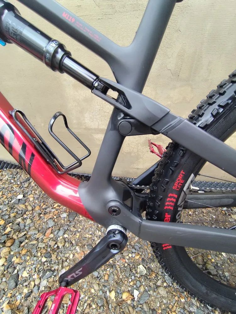 Canyon Neuron cf 8