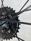 DT Swiss P1800 Spline, včetně kazety a náhradních plášťů 