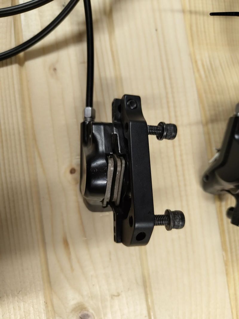 Brzdy před. + zad. Shimano BL-M396