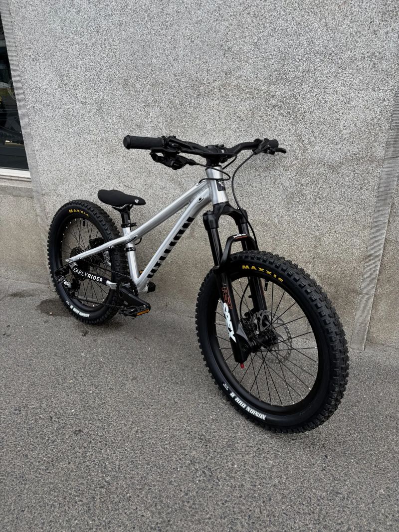 Early Rider Hellion 20 (NOVÝ!)
