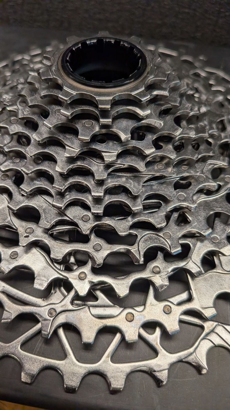 Sram kazeta XPLR + přehazovačka Apex XPLR AXS