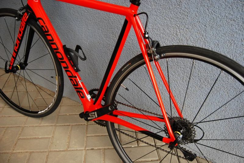 Cannondale SuperSix Carbon 52CM