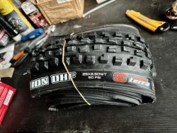 Nové Maxxis