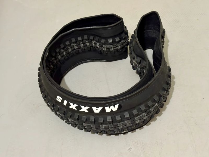 Nové Maxxis