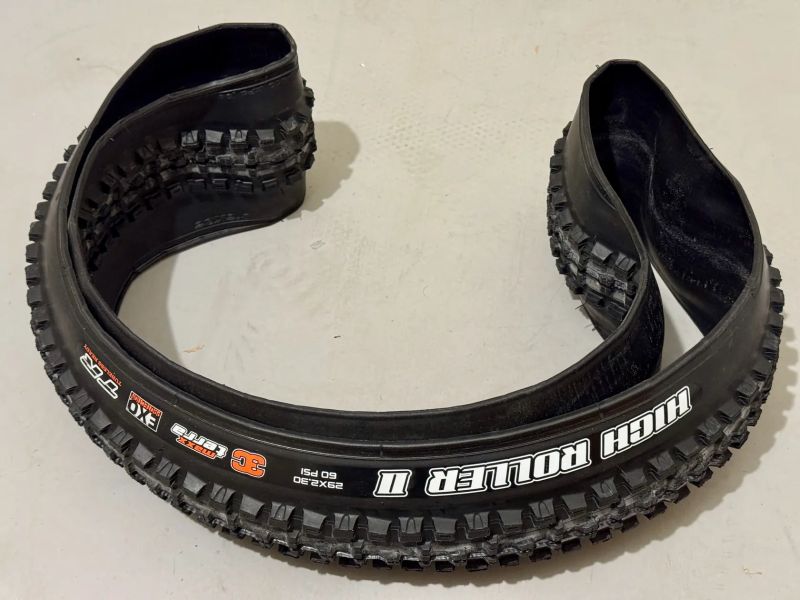 Nové Maxxis