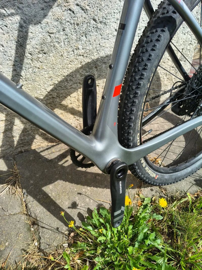 MMR Rakish GX, na výšku postavy 165 - 180 cm
