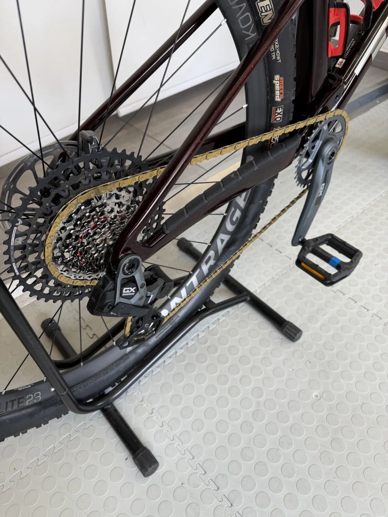 Trek SUPERCALIBER 9.7 + karbonové kola Kovee Elite 23