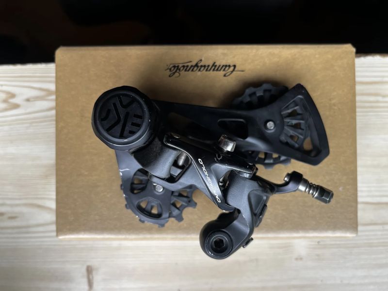 2x brzdové páky Campagnolo EKAR 