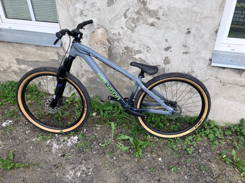 Polygon Trid - pumptrack, dirt kolo - 17.000 Kč (MOC 25.000 Kč)
