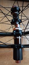 Nová karbonová gravel kola Shimano GRX WH-RX870