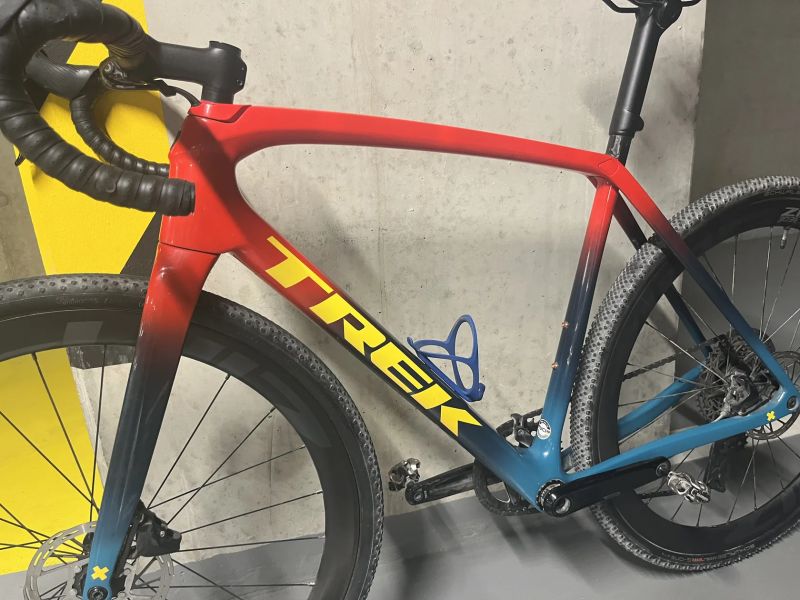 Prodám Trek Boone 2023 | SRAM Rival eTap AXS | Zipp 303 S | Vel. M