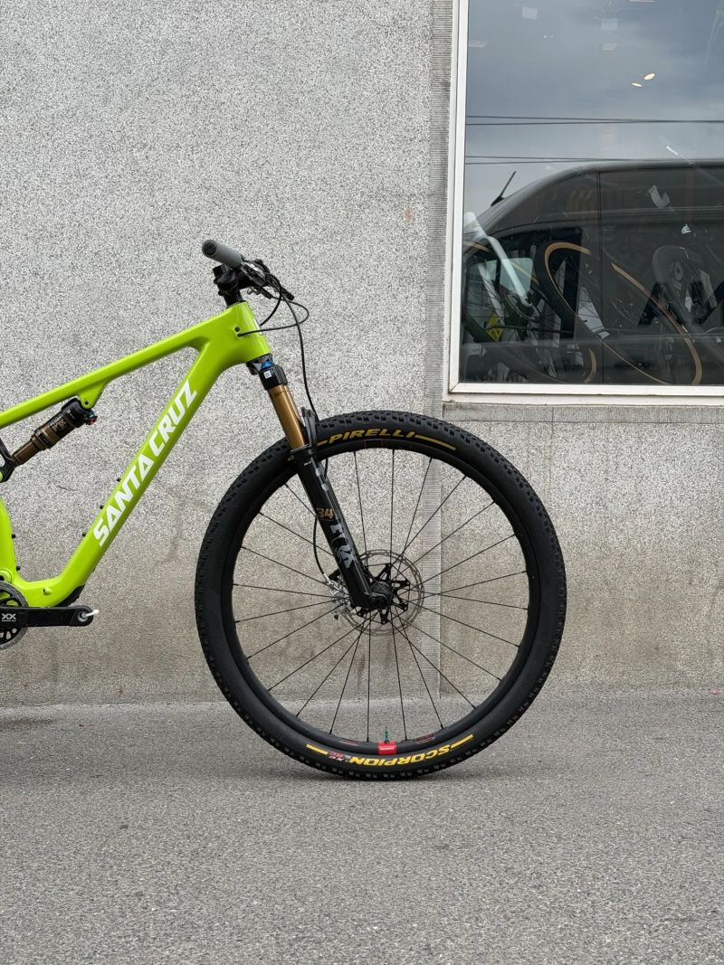 Santa Cruz Blur 4 CC XX AXS TR (L)