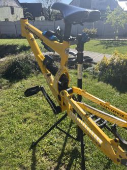 Commencal Supreme 8 2011