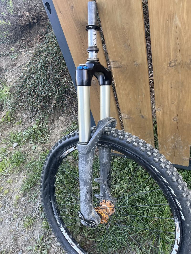 Commencal Supreme 8 2011