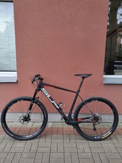 Karbonové horské kolo Superior Team 29, 2017 velikost XL