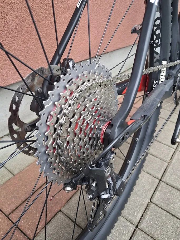 Karbonové horské kolo Superior Team 29 issue, 2017 velikost XL