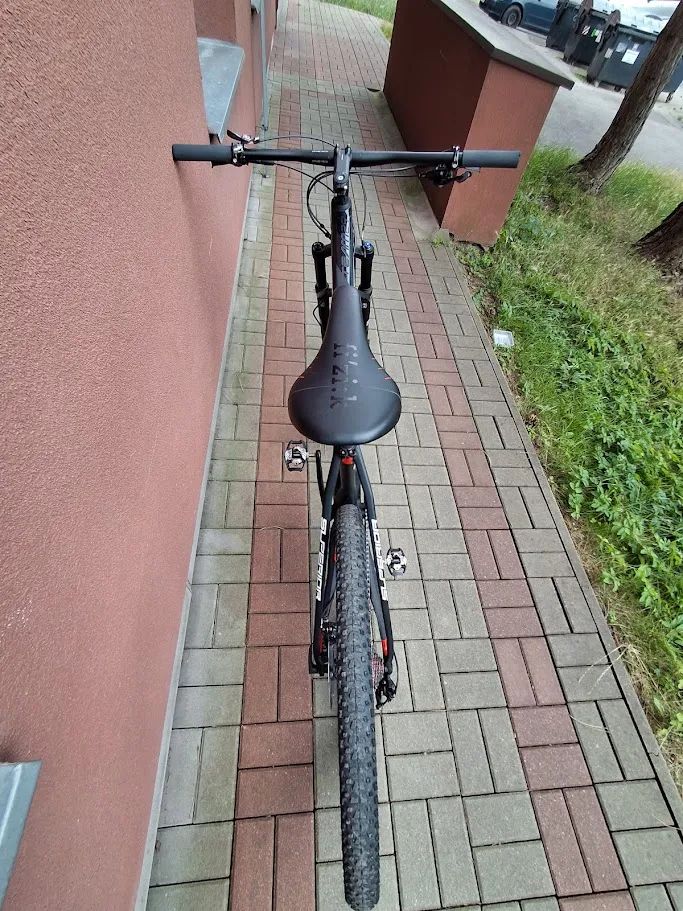 Karbonové horské kolo Superior Team 29 issue, 2017 velikost XL