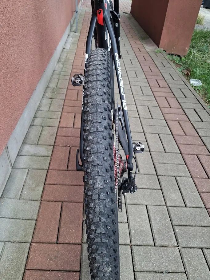 Karbonové horské kolo Superior Team 29 issue, 2017 velikost XL