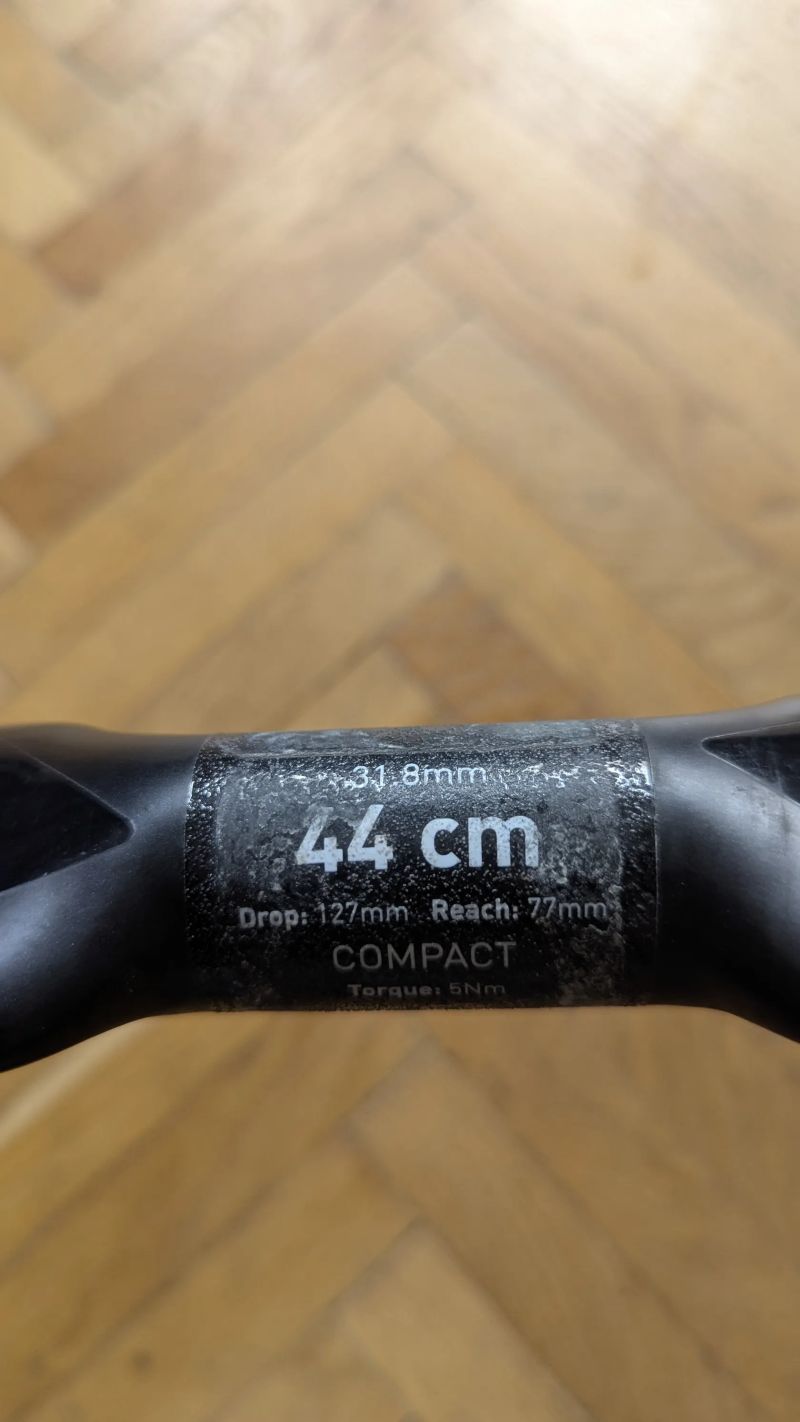 Řídítka Enve SES Aero Road Compact Drop 44cm